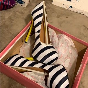 NAVY BLUE & WHITE STRIPED PLATFORM HEELS